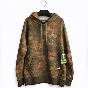 Dick’s Sporting Goods DSG New With Tags men’s size small camo hoodie.